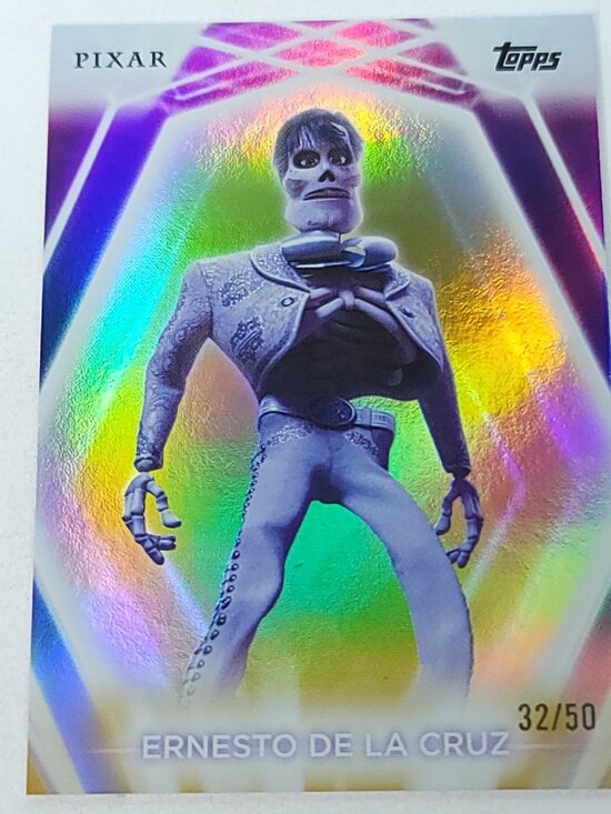 2026 Topps Disney Neon - Ernesto De La Cruz Diamante #67  Ernesto De La Cruz Topps 2026 Disney Neon Gold Holo Refractor Limited 32/50